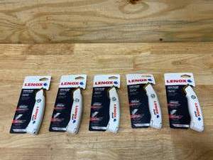 lot 82 image: LENOX Lot of 5- Fixed Utility Knives