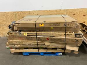 lot 97 image: AMAZON Returns Pallet