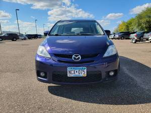 lot 15 image: 2007  Mazda 5 S