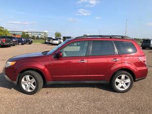 lot 5 image: 2010 Subaru Forester 2.5x Premium - AWD