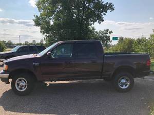 lot 17 image: 2001 Ford F150 XLT Super Crew