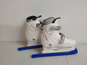 Glider 500 Ice Skates