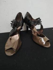 Isola Womens Heels