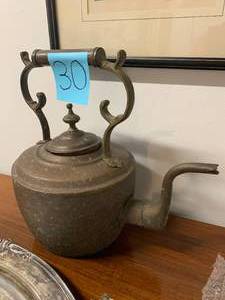 lot 30 image: Large Brass Tea Pot