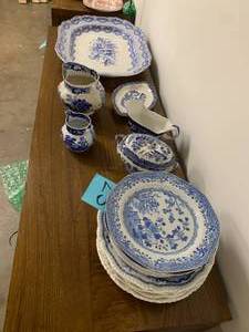 lot 23 image: Grp of 23 Pieces Antique Transfer Ware