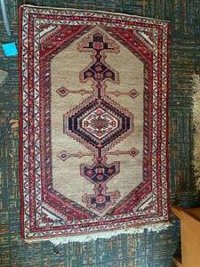 lot 59 image: Hamadan Iranion Rug 5 ft x 3 ft 6 in