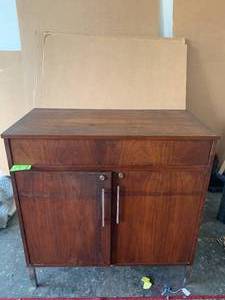 lot 149 image: Teak Modern Bar and Refrigerator
