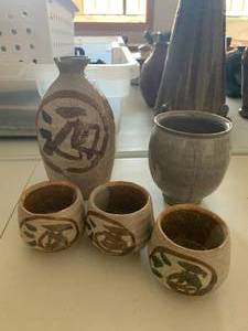 lot 159 image: Grp Japanese Studio Pottery