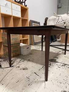 lot 185 image: Moreddi 1960s Expanding Rosewood Table
