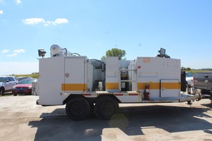 lot 5 image: 2000 Seyller Custom Field Lube  Service Trailer - Over $50,000 New - Only 905 HOURS