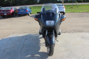 lot 11 image: 1998 BMW R1100RT (ABS)