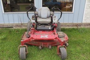 lot 13 image: 2013 eXmark X Series Commercial Mower