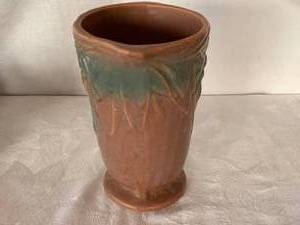 lot 31 image: Pottery Vase with leaf and flower design