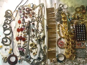 lot 37 image: Jewelry Haul SilverGoldPearl
