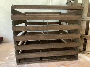 lot 47 image: Wood Harvest Basket and Crate