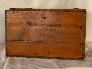 lot 51 image: Sodatol 50# Explosives Crate