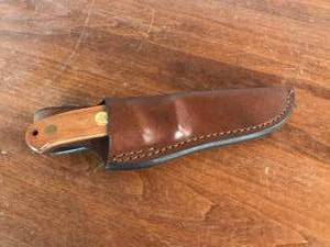 lot 113 image: Hunting Heritage Collection Knife