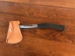 lot 143 image: John Deere Hatchet
