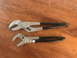 lot 158 image: John Deere Channel Lock Pliers