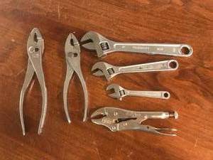lot 170 image: Tools