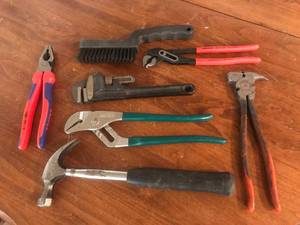 lot 182 image: Tools