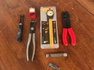 lot 185 image: Specialty Tools