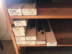 lot 216 image: Mower Blades