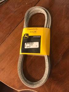 lot 217 image: New John Deere Transaxle LX178 Belt
