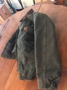 lot 221 image: Carhartt John Deere Jacket XL
