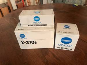 lot 239 image: Minolta Camera, Lens & Flash