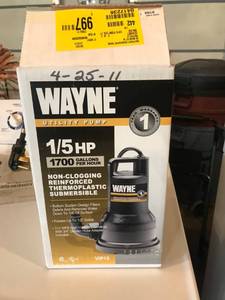 lot 11 image: Wayne 15 HP Utility Pump