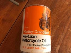 lot 29 image: Harley-Davidson Pre-Luxe Motorcycle Oil