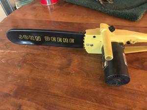 lot 38 image: Remington Electric Chainsaw