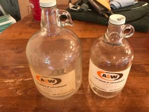 lot 49 image: 2 Vintage A & W Jugs