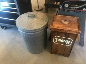 lot 284 image: Trash Cans