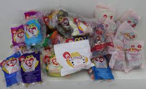 lot 22 image: Collectible McDonalds Toys