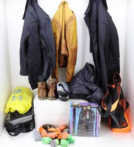 lot 31 image: Clothes