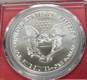 2018 AMERICAN SILVER EAGLE MS70 PCGS TRUMP
