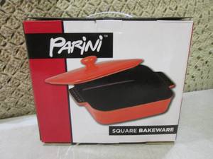 lot 22 image: (BSB) Parini Ceramic Square Bakewar...