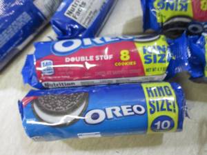 lot 75 image: (B-2) 15 Packs of Oreo Cookies Past...
