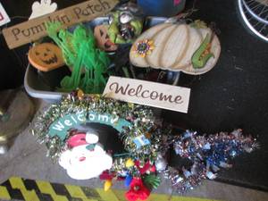 lot 135 image: (EW3) Tote Full of Mostly Assorted ...