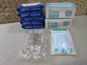 lot 155 image: (CSB) 2 Boxes 1 Bag of Disposable F...