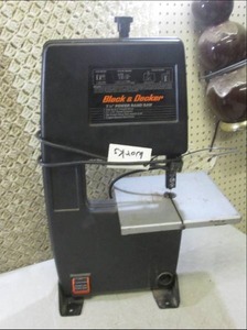 lot 163 image: (RMC) Black & Decker 7 12 Power B...
