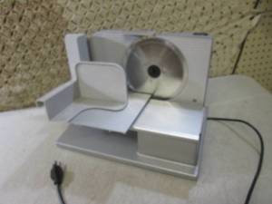 lot 191 image: (F-2) Kitchen Selectives Electric S...