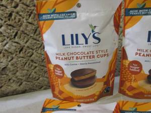 lot 278 image: (B-1) 6 Bags of Milk Chocolate Styl...