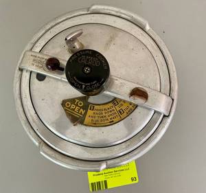 lot 93 image: EKCO Calrod Pressure Cooker