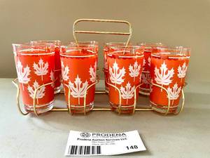 lot 148 image: Lot of 8 Drinking Glasses with Carrying Rack