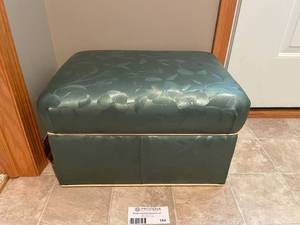 lot 164 image: Vintage Green Upholstered Foot Stool with Storage