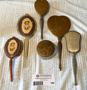 lot 169 image: Lot of Vintage Brass Hand Mirrors and Hair Brushes