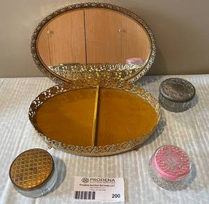 lot 200 image: Lot of Vintage Vanity Boxes and Glass Boxes
